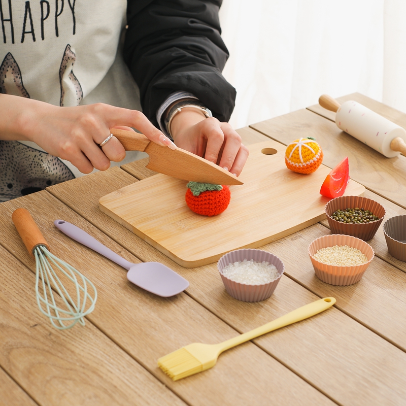 Montessori Kids Play Kitchen S - Woodworking Apron recensione e prezzo