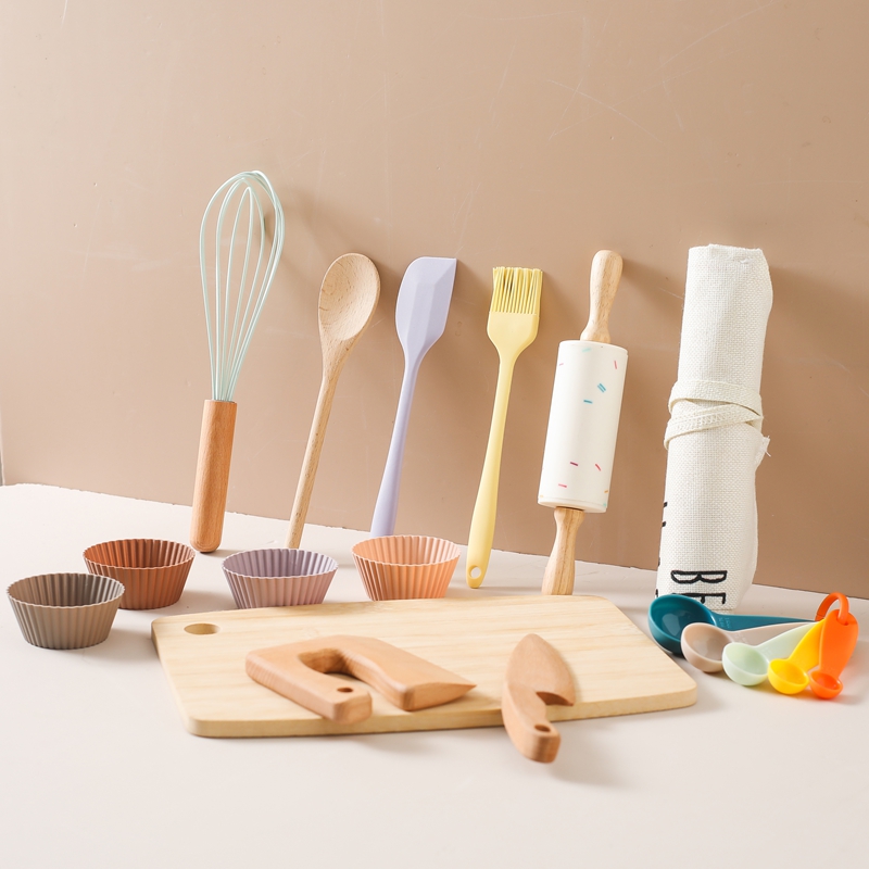 Montessori Kids Play Kitchen S - Woodworking Apron recensione e prezzo