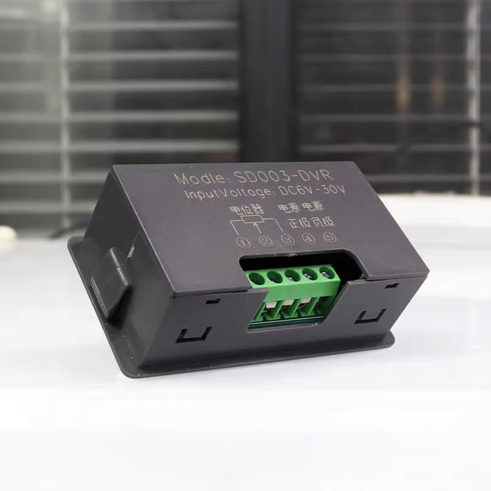 Premium-4X Digital Display Pot - Woodworking Simulator recensione e prezzo